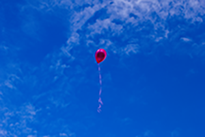 balloon-floating-free